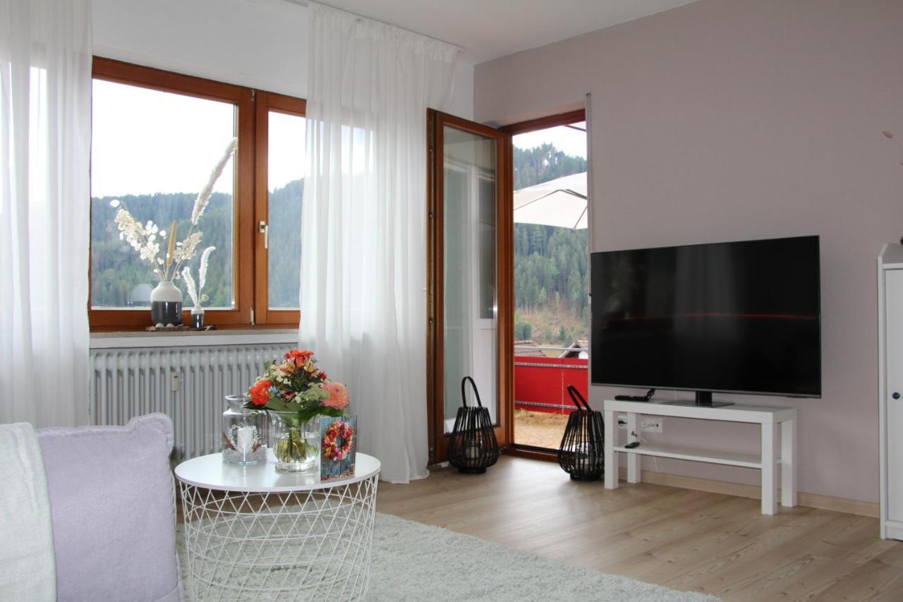 Waldblick Apartment Байерсброн Екстериор снимка